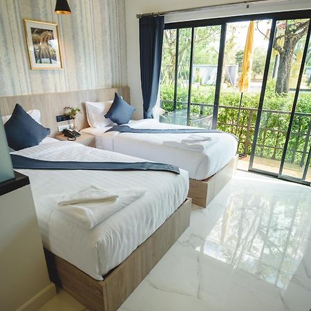 Phuengluang Riverside Hotel צ'נטאבורי מראה חיצוני תמונה