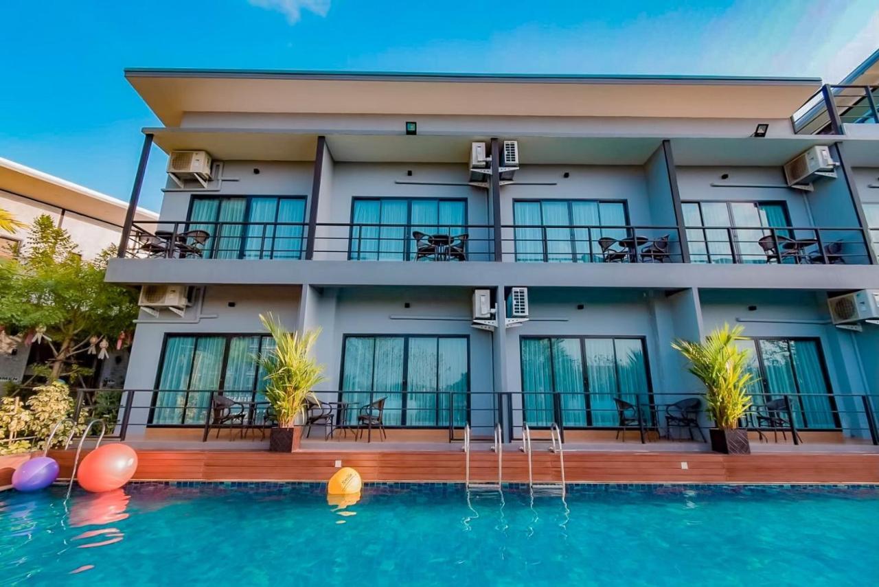 Phuengluang Riverside Hotel צ'נטאבורי מראה חיצוני תמונה