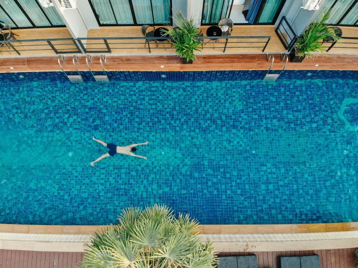Phuengluang Riverside Hotel צ'נטאבורי מראה חיצוני תמונה