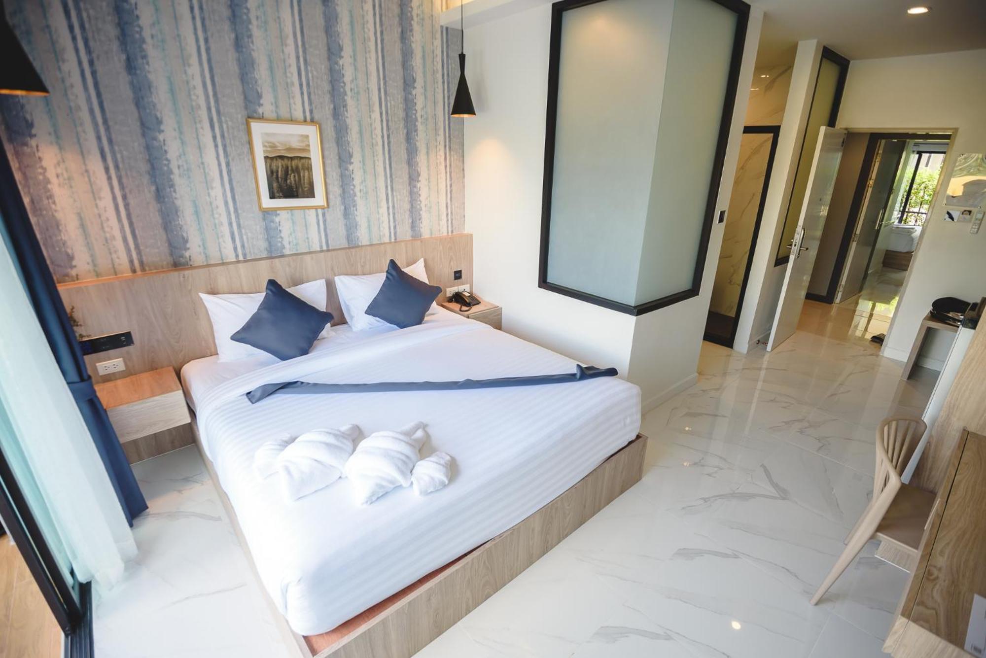Phuengluang Riverside Hotel צ'נטאבורי מראה חיצוני תמונה